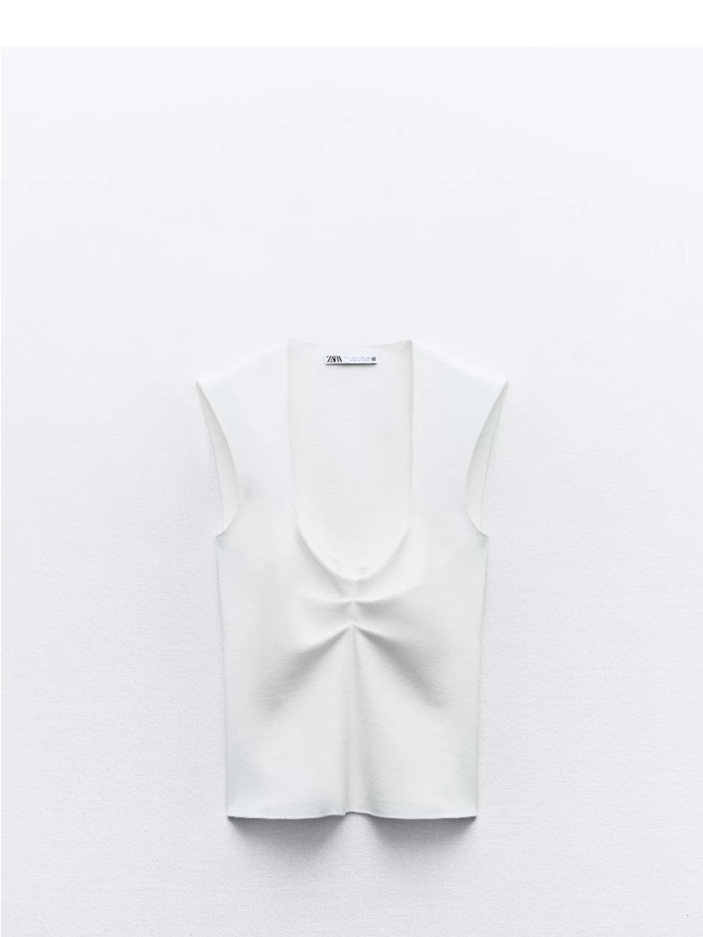 Zara White Scoop Neck Ruched Knit Top